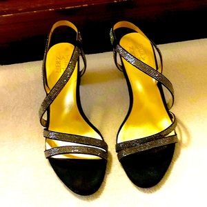 NATURALIZER SIZE 10M